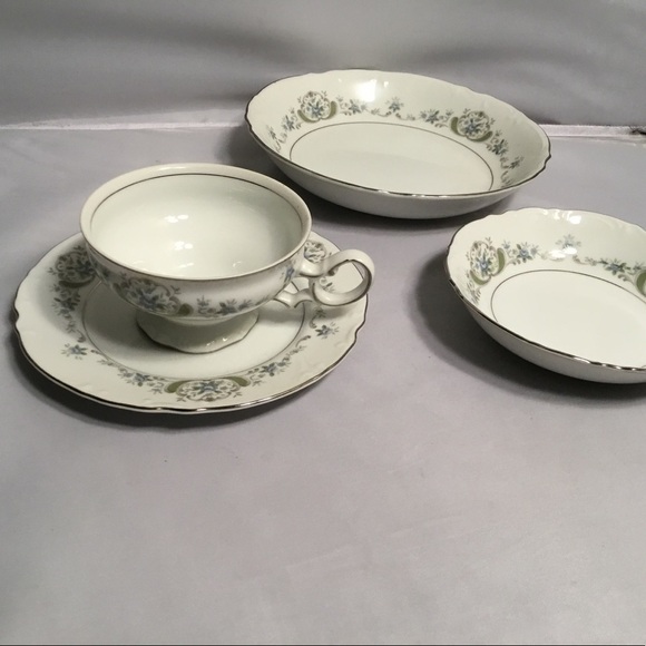 MIKASA, HERMÈS 9351 FINE CHINA JAPAN 4 PIECES  SETTING - Picture 4 of 6